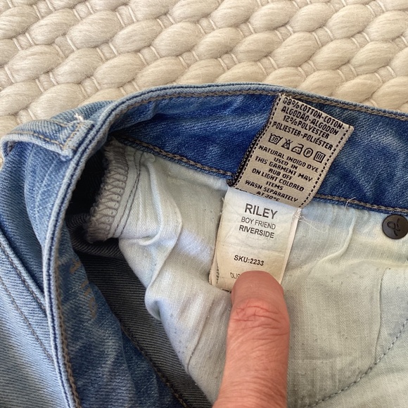 DL1961 Riley Boyfriend Women’s 25 Blue Straight Light Wash Riverside Stretch Low - Picture 5 of 9